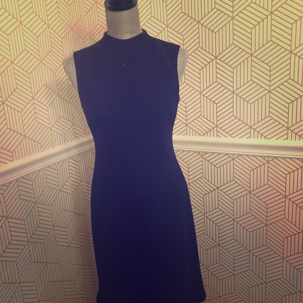 Party dress,  fits larger than a 4 more like a 6